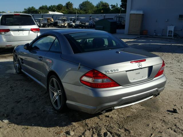 WDBSK71F89F149246 - 2009 MERCEDES-BENZ SL 550 GRAY photo 3