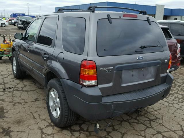 1FMCU93196KA12697 - 2006 FORD ESCAPE XLT GRAY photo 3