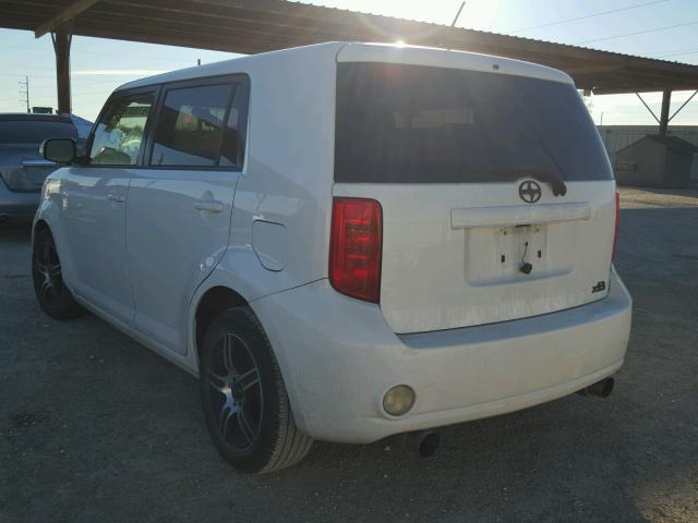 JTLKE50E091061945 - 2009 TOYOTA SCION XB WHITE photo 3