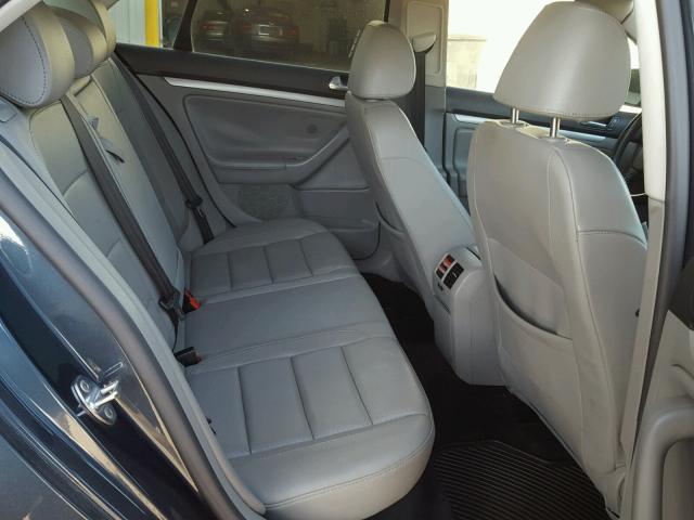 3VWRM71K48M104145 - 2008 VOLKSWAGEN JETTA SE أزرق صورة 6
