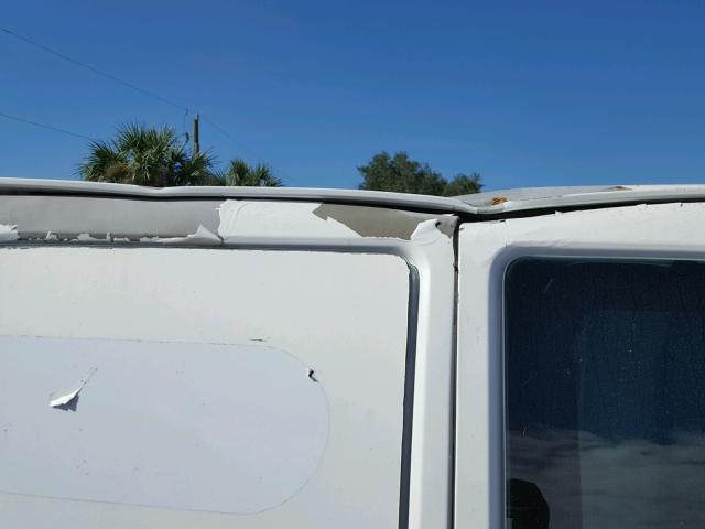 1GTGG25C881100359 - 2008 GMC SAVANA G25 WHITE photo 9