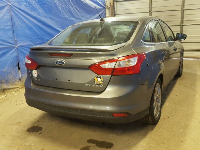 1FAHP3J2XCL304106 - 2012 FORD FOCUS TITA SILVER photo 4