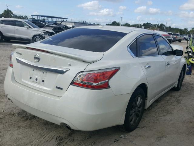 1N4AL3AP4FC493557 - 2015 NISSAN ALTIMA 2.5 WHITE photo 4