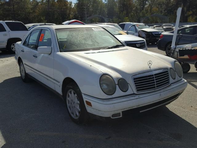 WDBJF65H0XA863954 - 1999 MERCEDES-BENZ E 320 WHITE photo 1