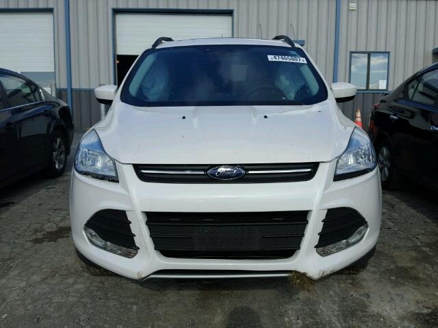 1FMCU9GX9DUC83016 - 2013 FORD ESCAPE SE WHITE photo 9