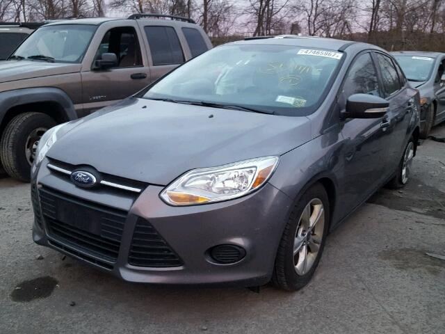 1FADP3F23EL285182 - 2014 FORD FOCUS SE GRAY photo 2