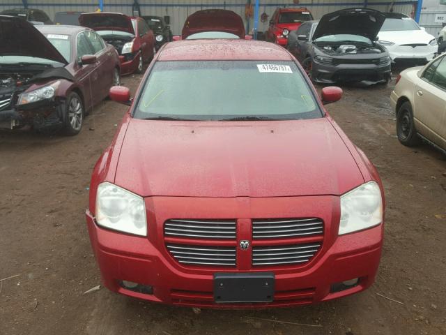 2D4FV47V46H442548 - 2006 DODGE MAGNUM SXT RED photo 9