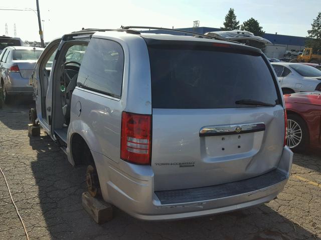 2A8HR54P28R817400 - 2008 CHRYSLER TOWN & COU SILVER photo 3