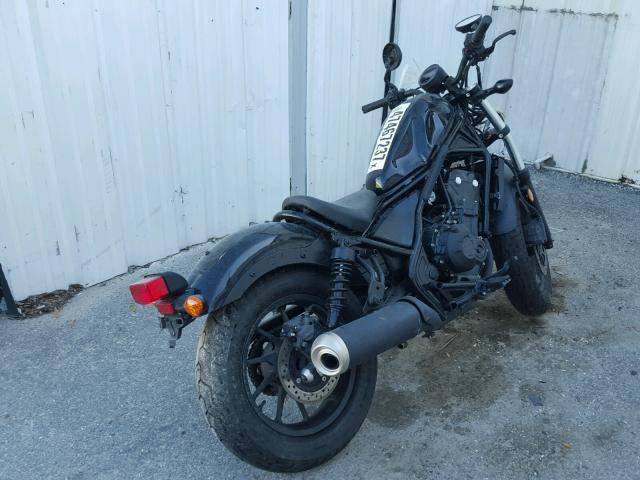 MLHPC560XH5000125 - 2017 HONDA CMX500 BLACK photo 4