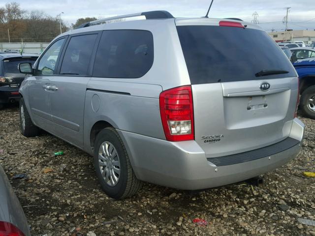 KNDMG4C71C6505060 - 2012 KIA SEDONA LX SILVER photo 3