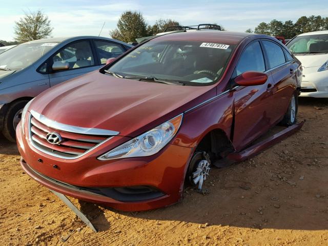 5NPEB4AC2EH863778 - 2014 HYUNDAI SONATA GLS RED photo 2