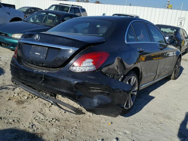 55SWF4JB1GU177893 - 2016 MERCEDES-BENZ C 300 BLACK photo 4