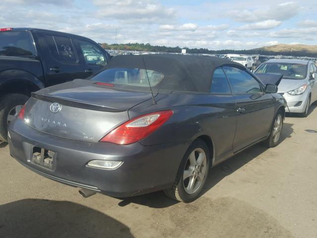 4T1FA38P27U128572 - 2007 TOYOTA CAMRY SOLA GRAY photo 4