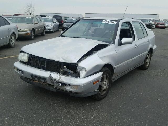 3VWPA81H4XM251512 - 1999 VOLKSWAGEN JETTA WOLF GRAY photo 2