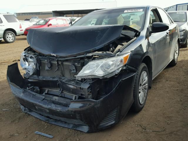 4T4BF1FK6DR299709 - 2013 TOYOTA CAMRY L BLACK photo 2