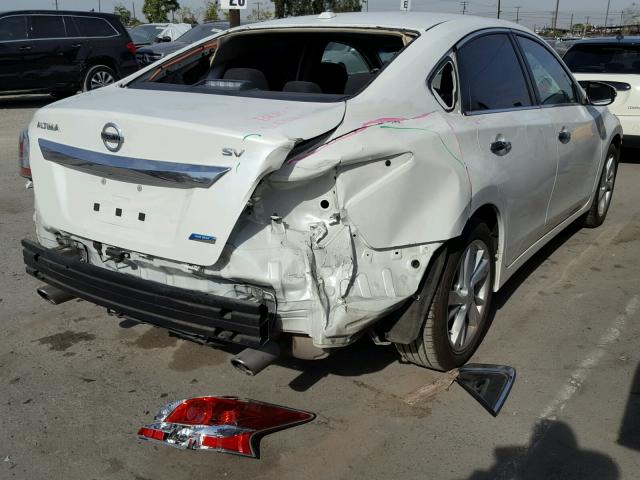 1N4AL3AP6EC428689 - 2014 NISSAN ALTIMA 2.5 WHITE photo 4