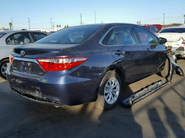 4T4BF1FK0FR508011 - 2015 TOYOTA CAMRY LE BLUE photo 4