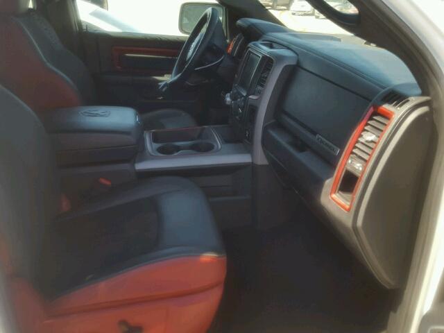 1C6RR7YG4GS133907 - 2016 RAM 1500 REBEL თეთრი ფოტო 5