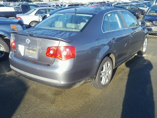 3VWEF71K27M058645 - 2007 VOLKSWAGEN JETTA WOLF GRAY photo 4