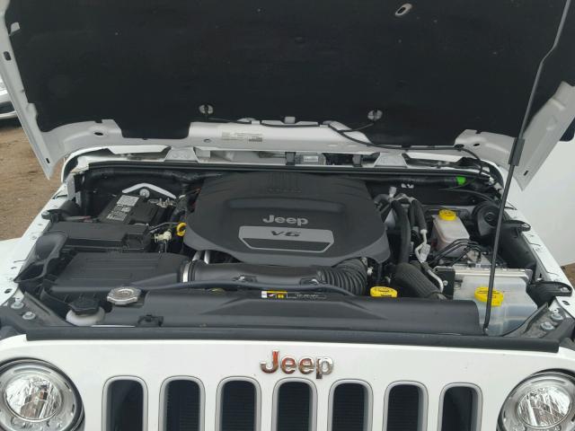 1C4GJWBG7HL608178 - 2017 JEEP WRANGLER S Սպիտակ լուսանկար 7