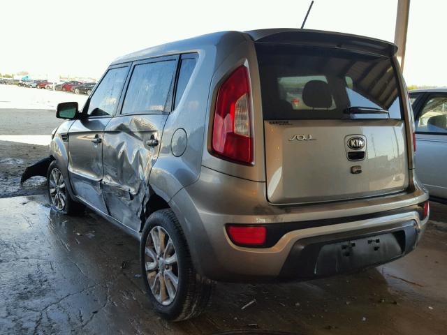 KNDJT2A62D7594372 - 2013 KIA SOUL + GRAY photo 3