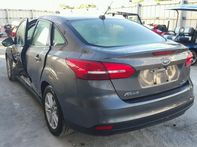 1FADP3F22FL286079 - 2015 FORD FOCUS SE GRAY photo 3