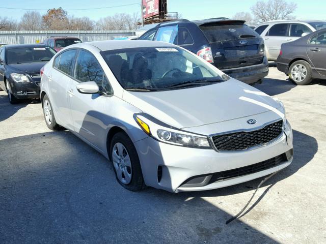 3KPFK4A79HE045853 - 2017 KIA FORTE LX SILVER photo 1