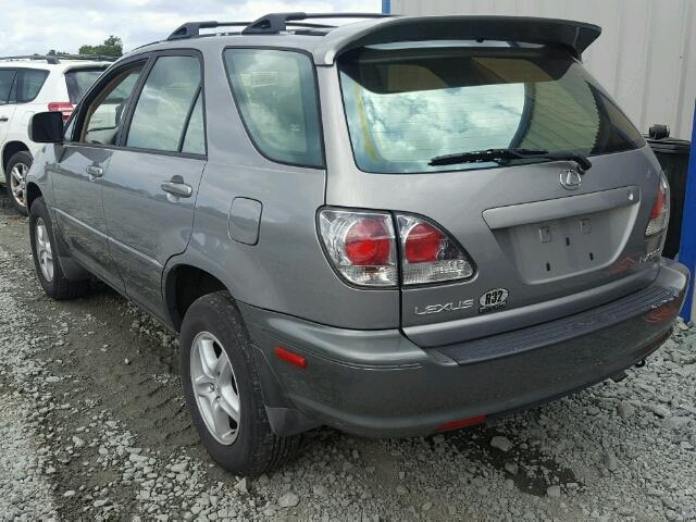 JTJHF10UX20267270 - 2002 LEXUS RX 300 GRAY photo 3