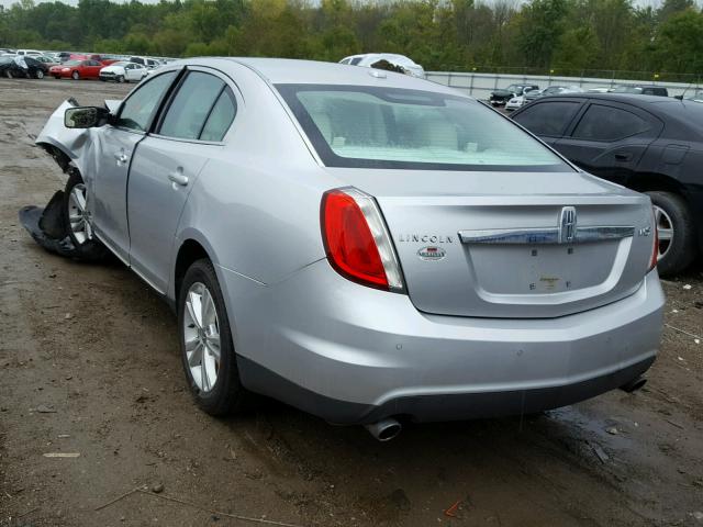 1LNHM93R19G623942 - 2009 LINCOLN MKS SILVER photo 3
