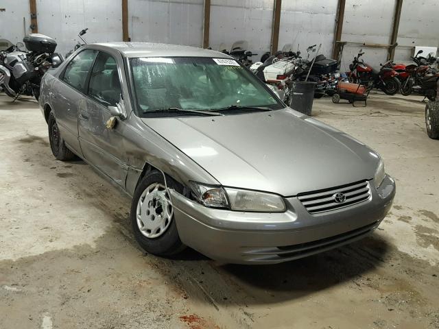 4T1BG28K5XU522157 - 1999 TOYOTA CAMRY CE GRAY photo 1