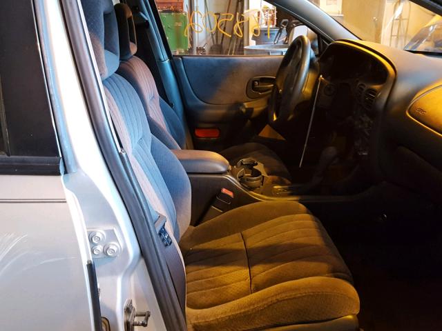 1G2WK52J22F114139 - 2002 PONTIAC GRAND PRIX SILVER photo 5