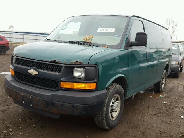 1GCHG35K381206624 - 2008 CHEVROLET EXPRESS G3 GREEN photo 2