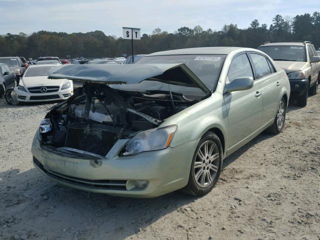 4T1BK36B57U228524 - 2007 TOYOTA AVALON XL GREEN photo 2