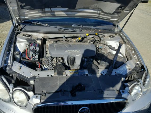 2G4WC532051222380 - 2005 BUICK LACROSSE C SILVER photo 7