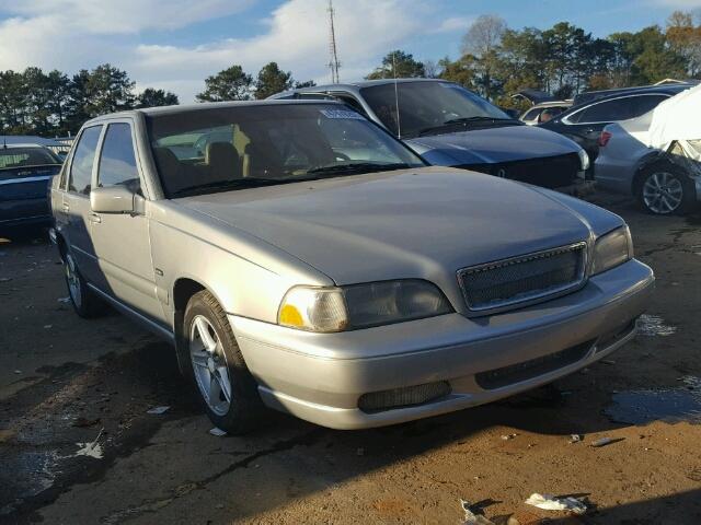 YV1LS5577W2530211 - 1998 VOLVO S70 TAN photo 1