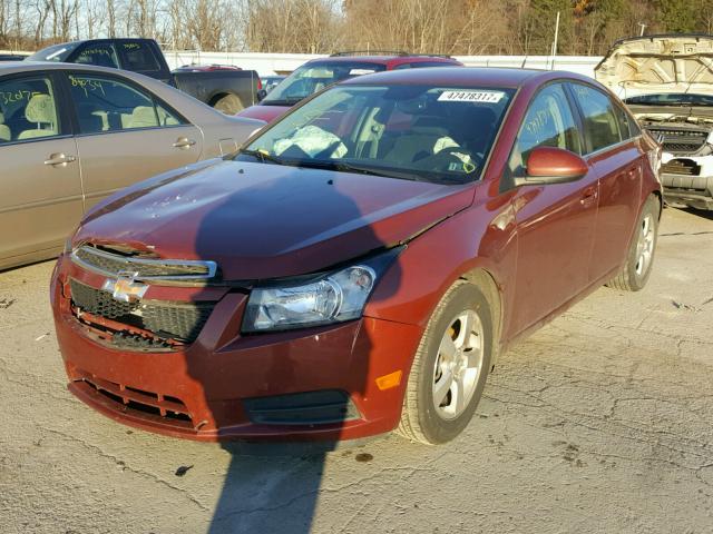 1G1PC5SB5D7196248 - 2013 CHEVROLET CRUZE LT MAROON photo 2