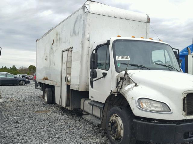 1FVACWDT58HZ61651 - 2008 FREIGHTLINER M2 WHITE photo 1