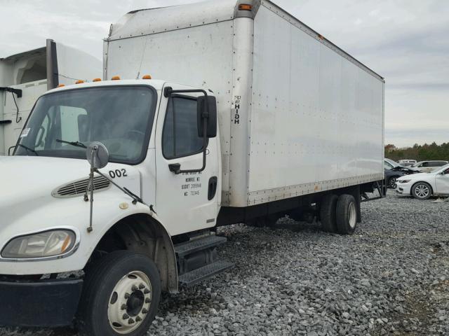 1FVACWDT58HZ61651 - 2008 FREIGHTLINER M2 WHITE photo 2