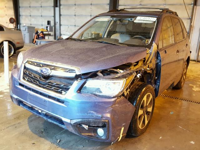 JF2SJARC0HH525583 - 2017 SUBARU FORESTER 2 BLUE photo 2