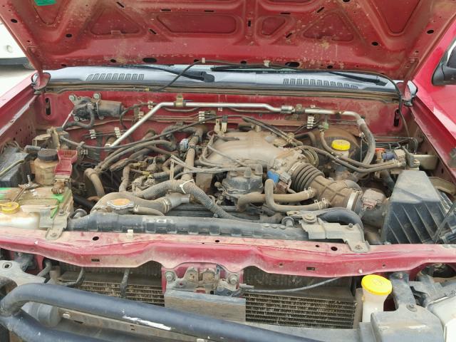 1N6ED29Y82C316470 - 2002 NISSAN FRONTIER C RED photo 7