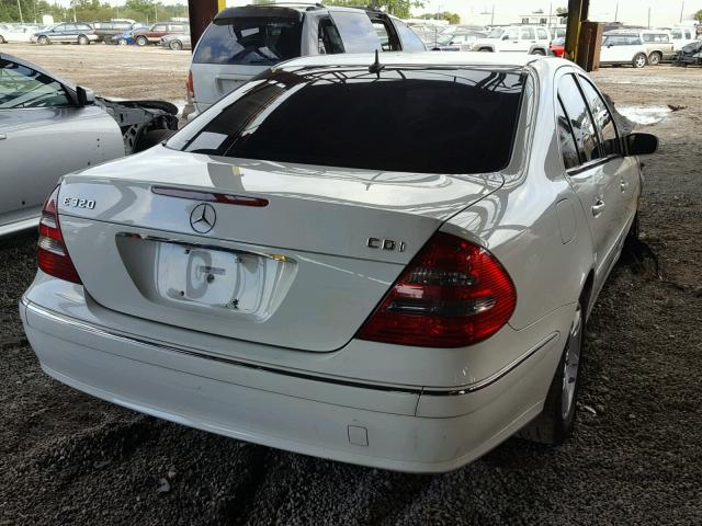 WDBUF26J45A650185 - 2005 MERCEDES-BENZ E 320 CDI WHITE photo 4