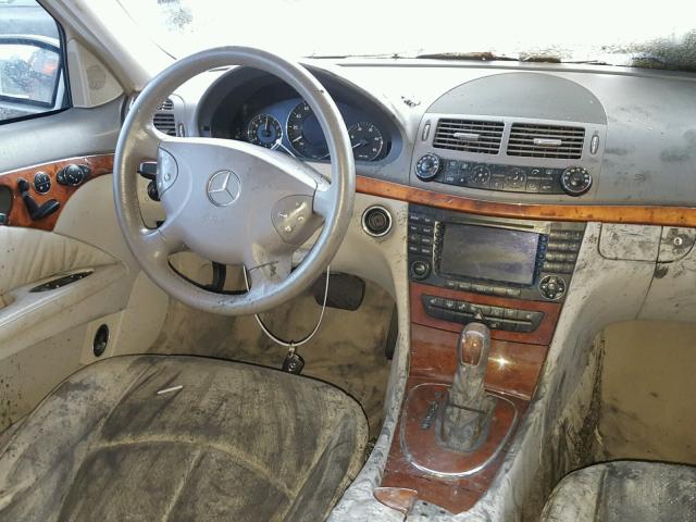 WDBUF26J45A650185 - 2005 MERCEDES-BENZ E 320 CDI WHITE photo 9