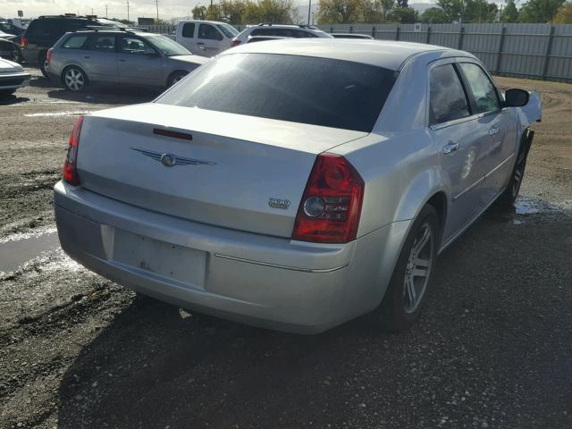 2C3CA4CD4AH173974 - 2010 CHRYSLER 300 TOURIN SILVER photo 4