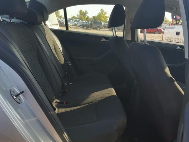 3VW2K7AJ6EM303076 - 2014 VOLKSWAGEN JETTA BASE SILVER photo 6