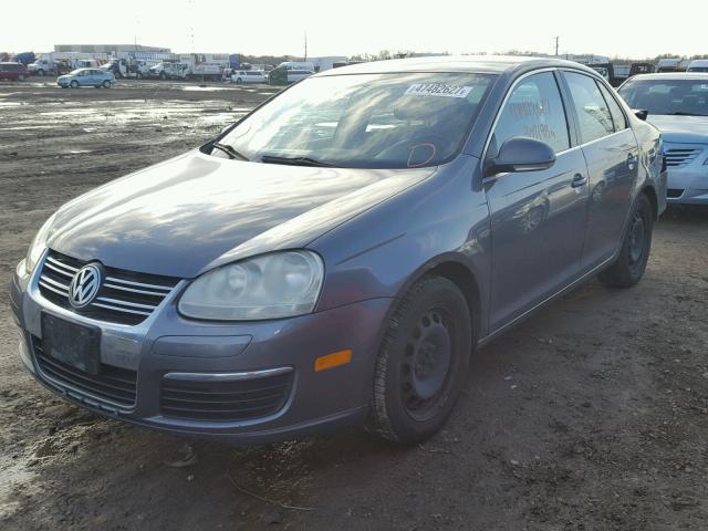 3VWRT71K75M633474 - 2005 VOLKSWAGEN NEW JETTA GRAY photo 2