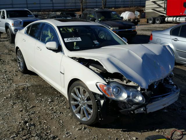 SAJWA0FA6AHR62315 - 2010 JAGUAR XF LUXURY WHITE photo 1