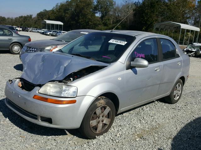 KL1TD56696B527694 - 2006 CHEVROLET AVEO BASE SILVER photo 2