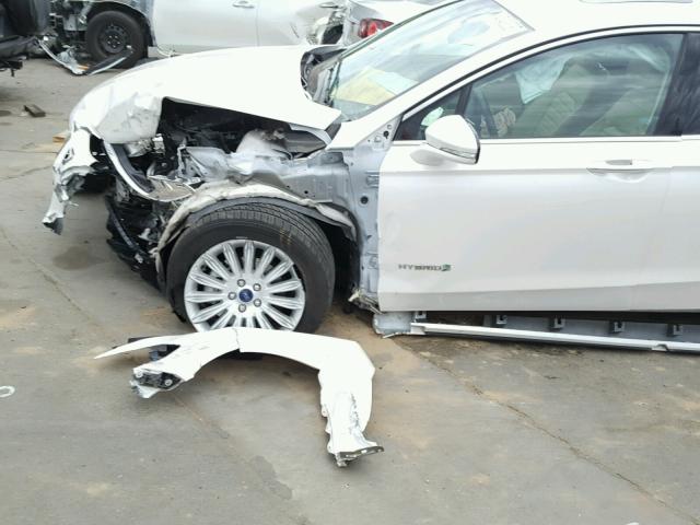 3FA6P0LU3ER306899 - 2014 FORD FUSION SE WHITE photo 9