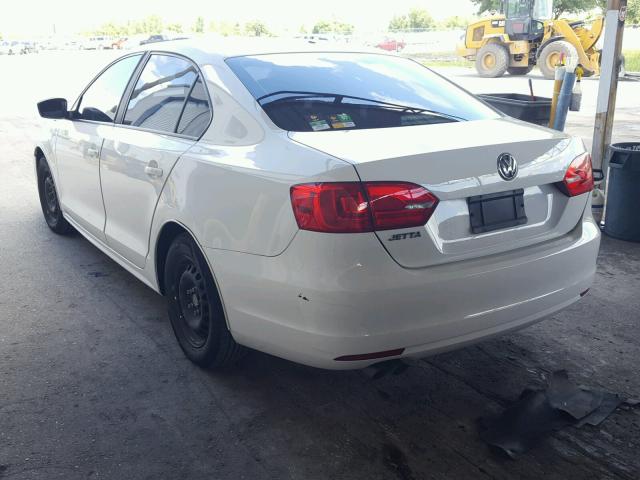 3VW2K7AJ9DM291763 - 2013 VOLKSWAGEN JETTA BASE Սպիտակ լուսանկար 3