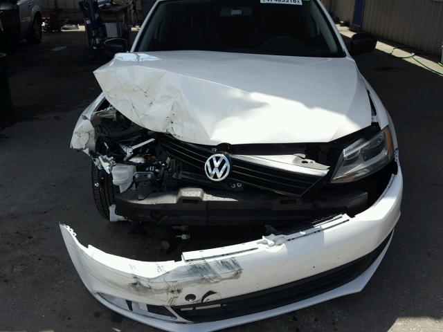 3VW2K7AJ9DM291763 - 2013 VOLKSWAGEN JETTA BASE Սպիտակ լուսանկար 7